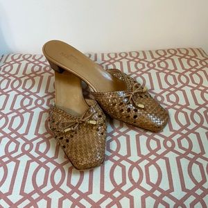 Vintage kitten heels